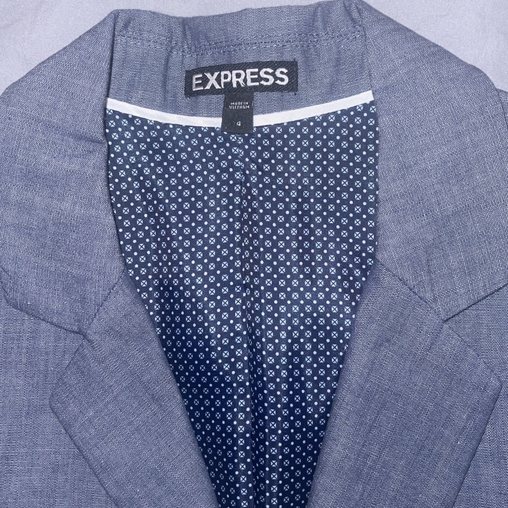 Express Blazer - Picture 5 of 5